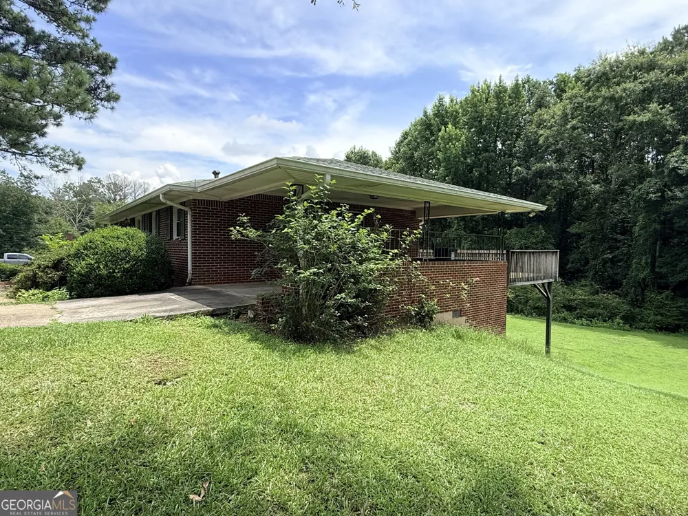 59 James ST Tallapoosa, GA 30176