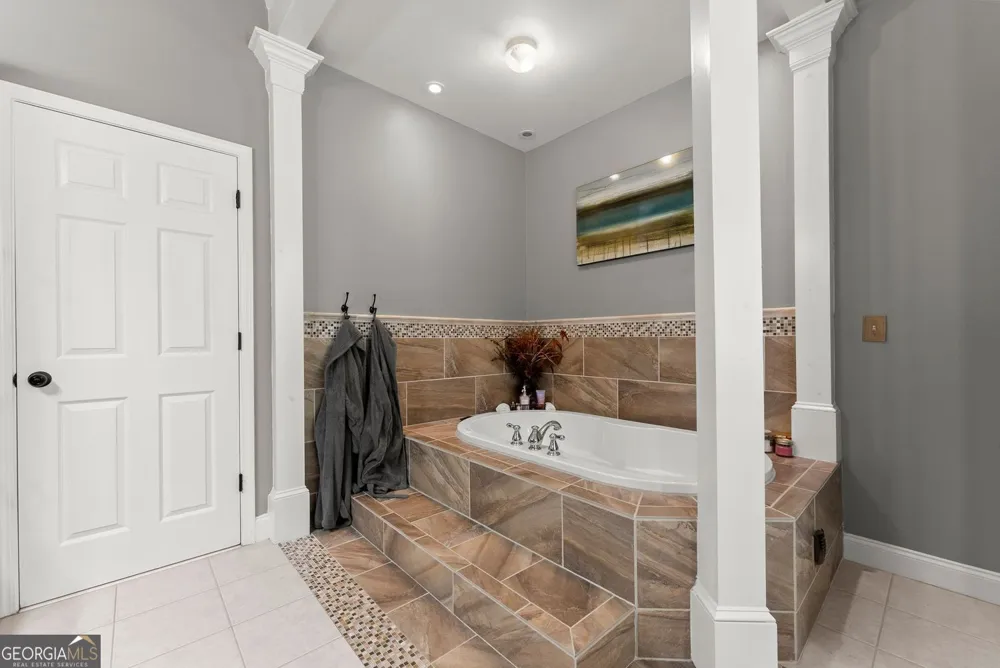 234 Glen Cedar LN Dawsonville, GA 30534