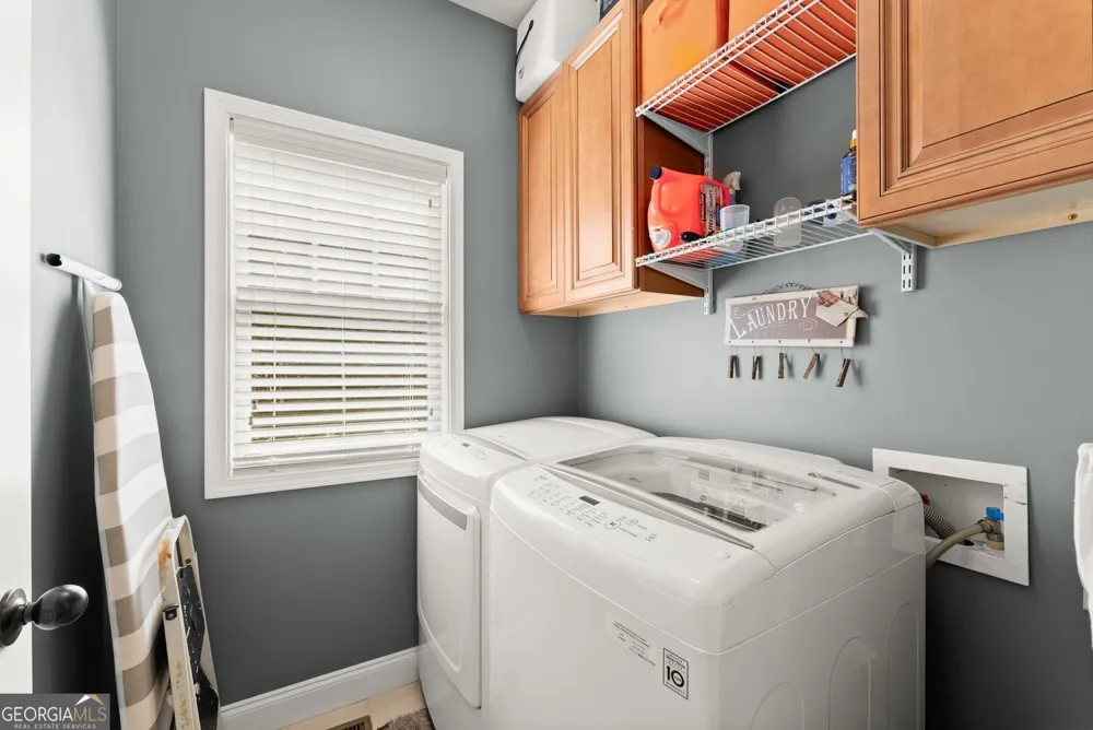234 Glen Cedar LN Dawsonville, GA 30534