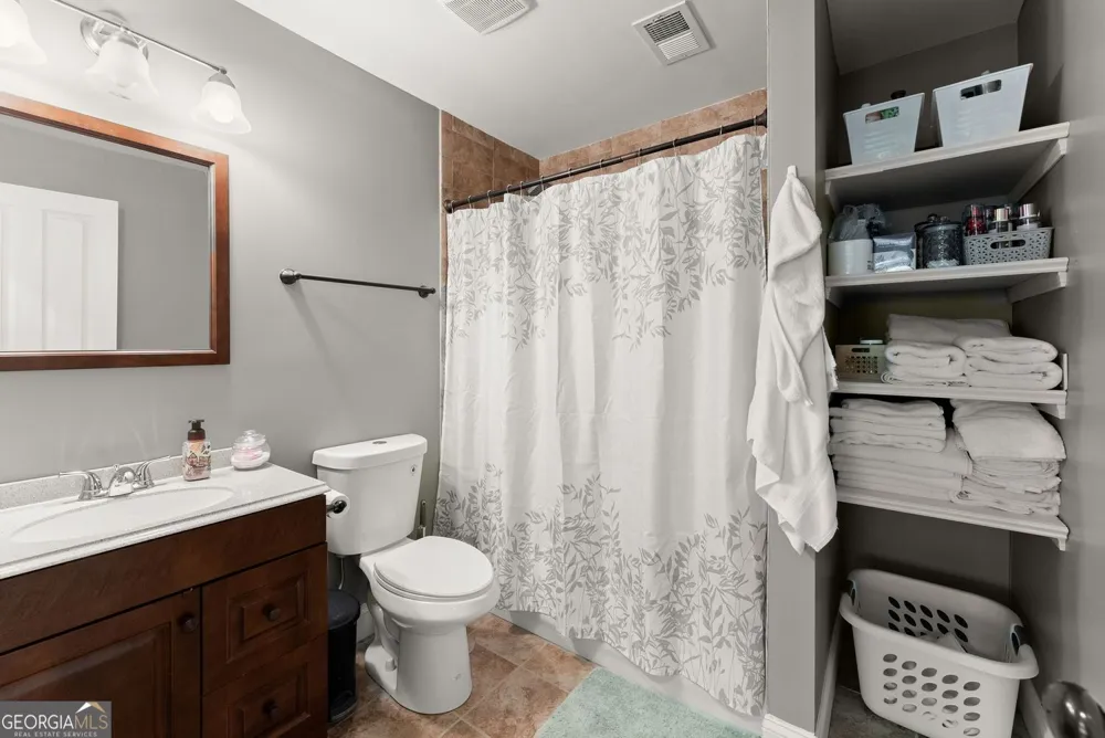 234 Glen Cedar LN Dawsonville, GA 30534