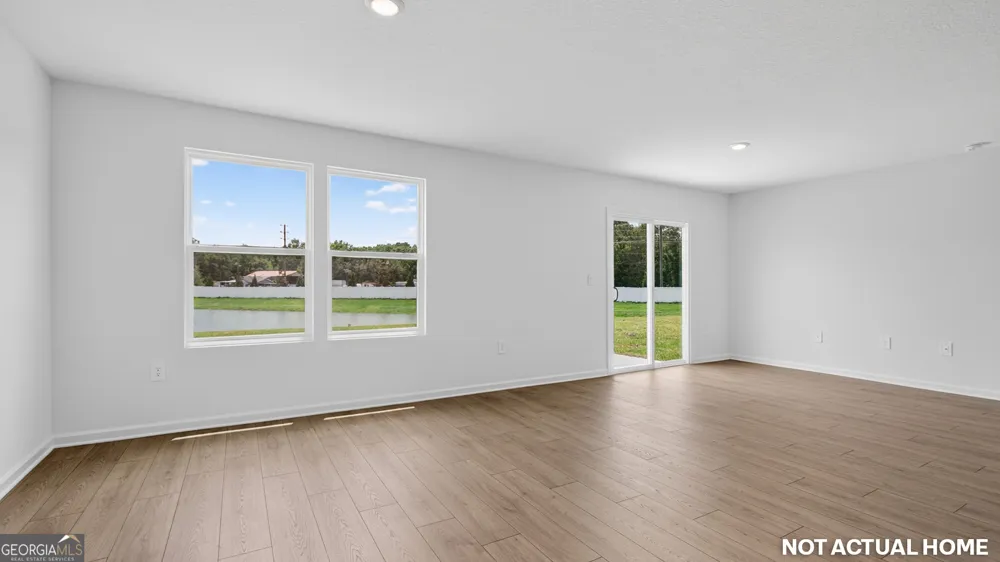 100 Red Oak CT Kingsland, GA 31548