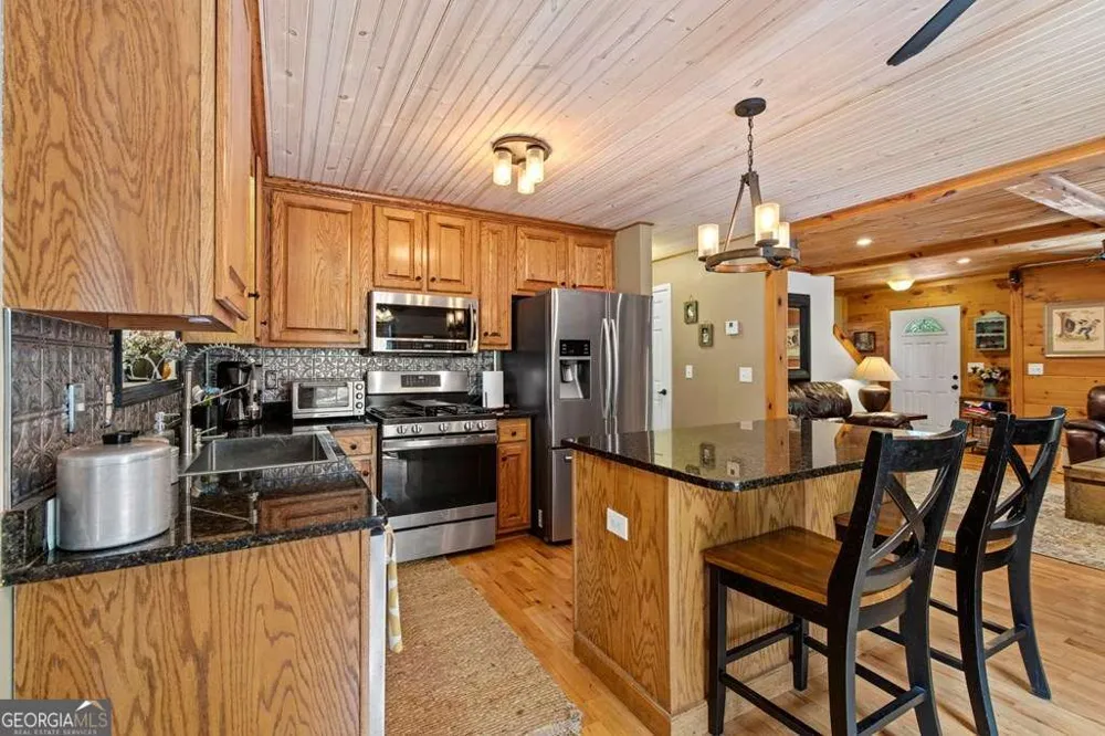 93 Misty Mountain TRL Morganton, GA 30560