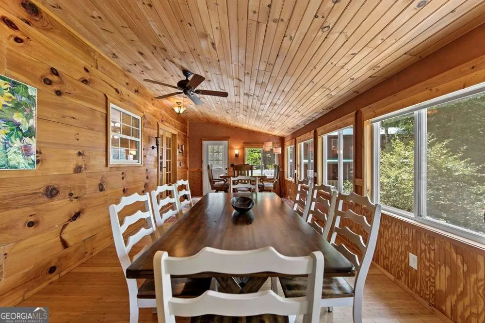 93 Misty Mountain TRL Morganton, GA 30560