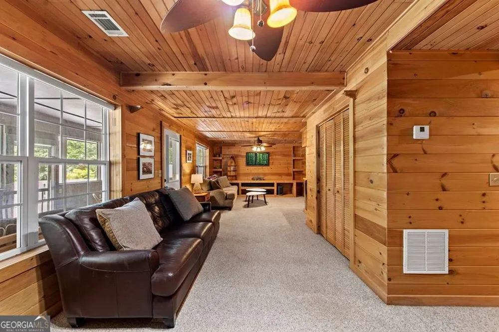 93 Misty Mountain TRL Morganton, GA 30560