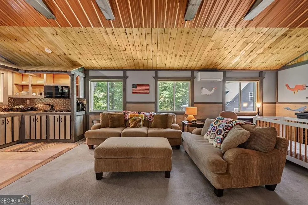 93 Misty Mountain TRL Morganton, GA 30560