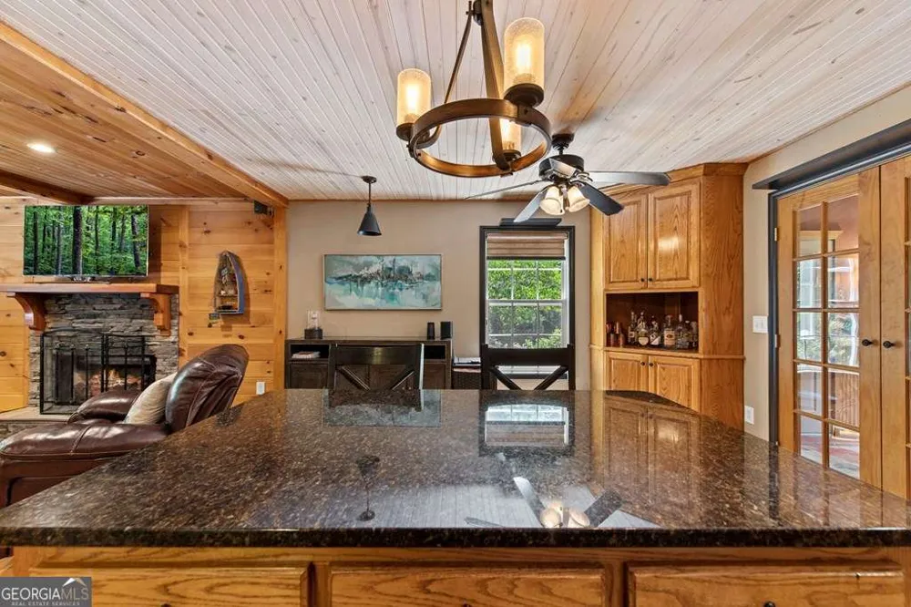 93 Misty Mountain TRL Morganton, GA 30560