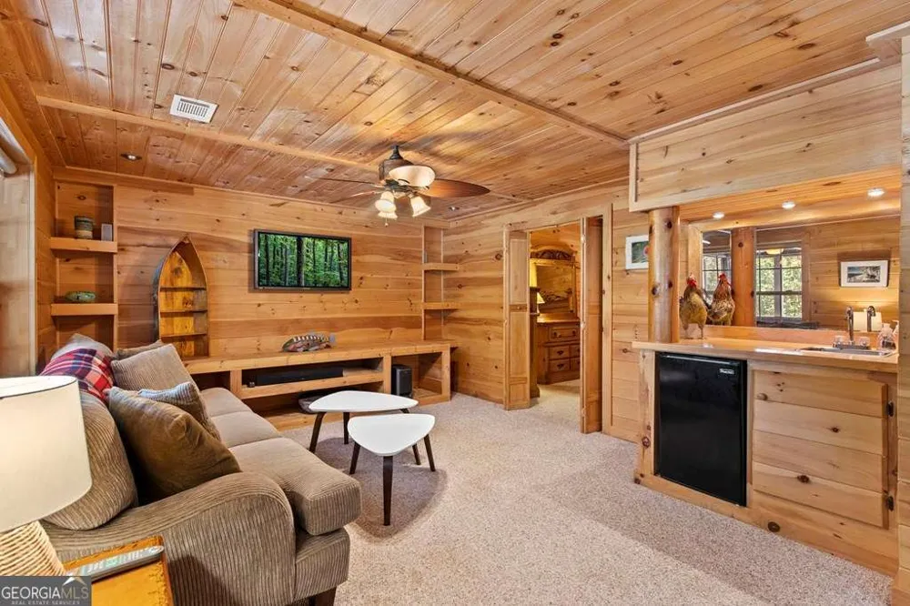 93 Misty Mountain TRL Morganton, GA 30560