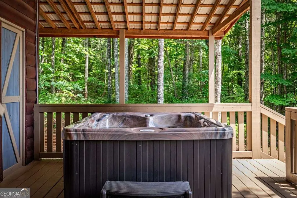 93 Misty Mountain TRL Morganton, GA 30560