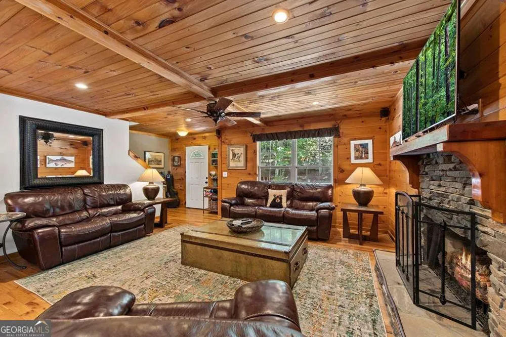 93 Misty Mountain TRL Morganton, GA 30560