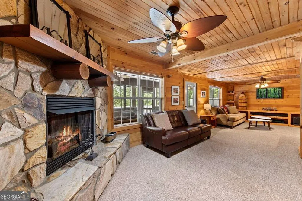 93 Misty Mountain TRL Morganton, GA 30560