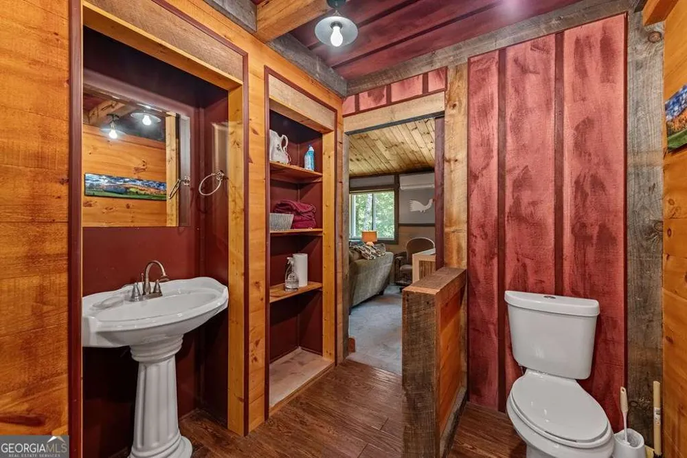 93 Misty Mountain TRL Morganton, GA 30560