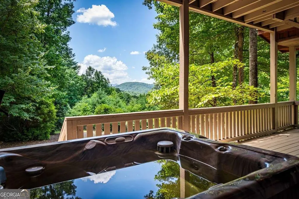 93 Misty Mountain TRL Morganton, GA 30560