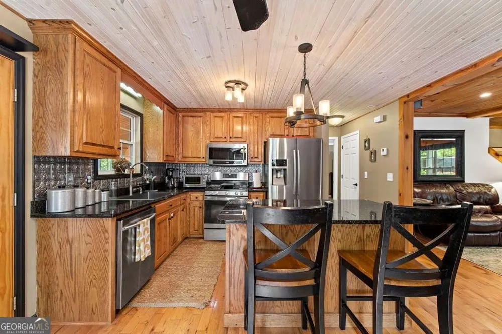 93 Misty Mountain TRL Morganton, GA 30560