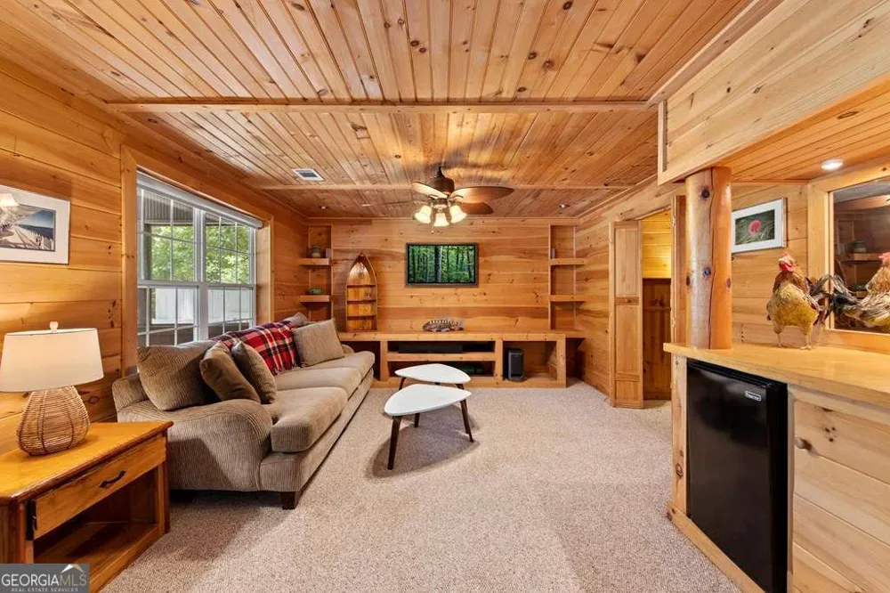 93 Misty Mountain TRL Morganton, GA 30560