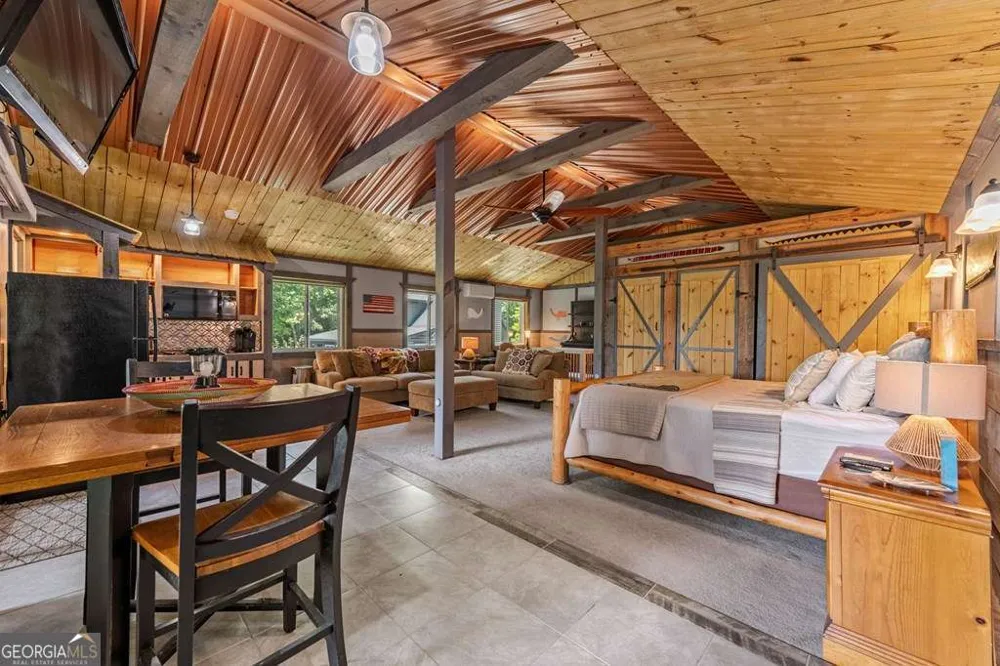 93 Misty Mountain TRL Morganton, GA 30560