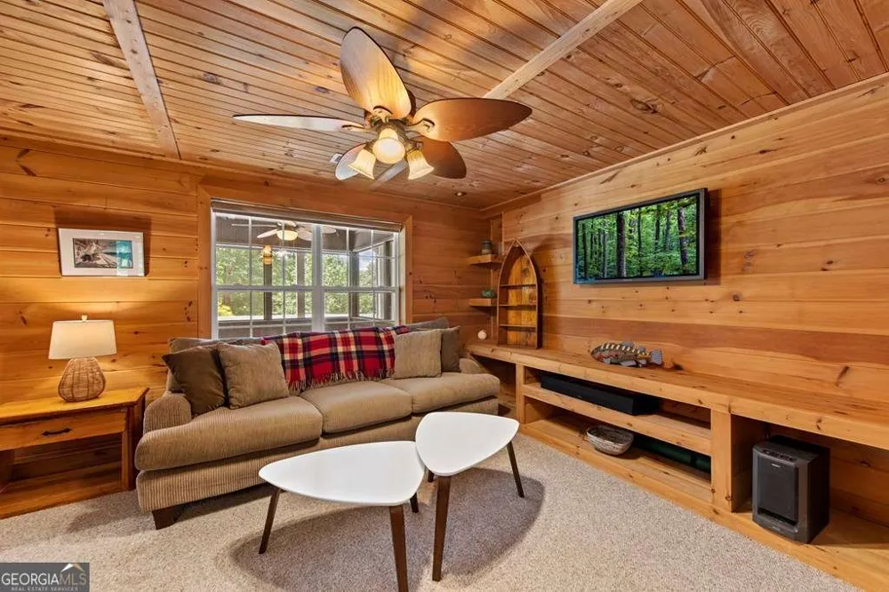 93 Misty Mountain TRL Morganton, GA 30560