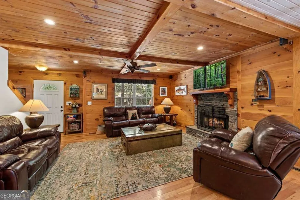 93 Misty Mountain TRL Morganton, GA 30560