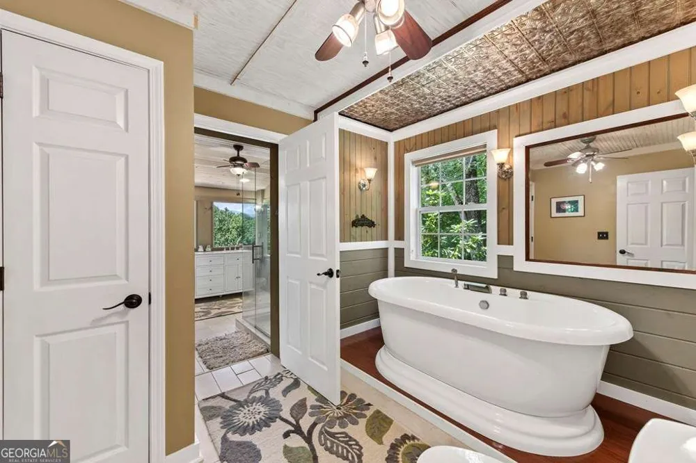 93 Misty Mountain TRL Morganton, GA 30560
