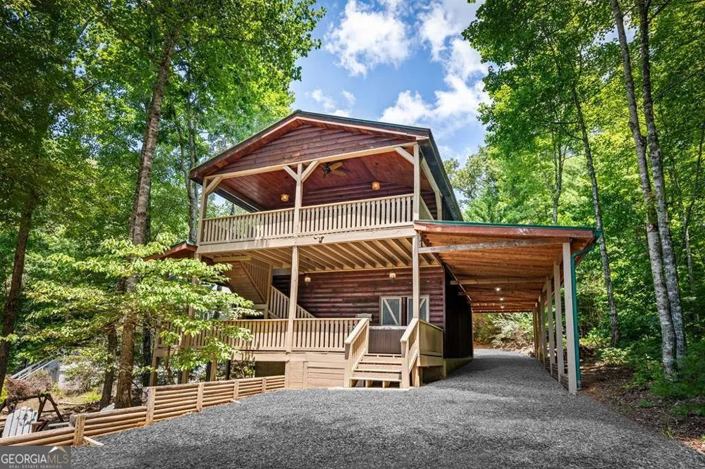 93 Misty Mountain TRL Morganton, GA 30560
