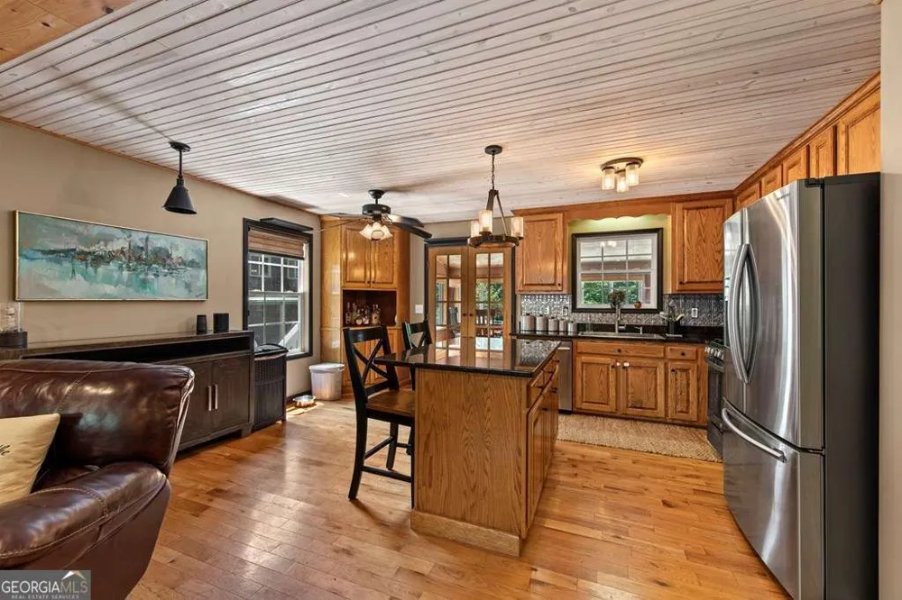 93 Misty Mountain TRL Morganton, GA 30560