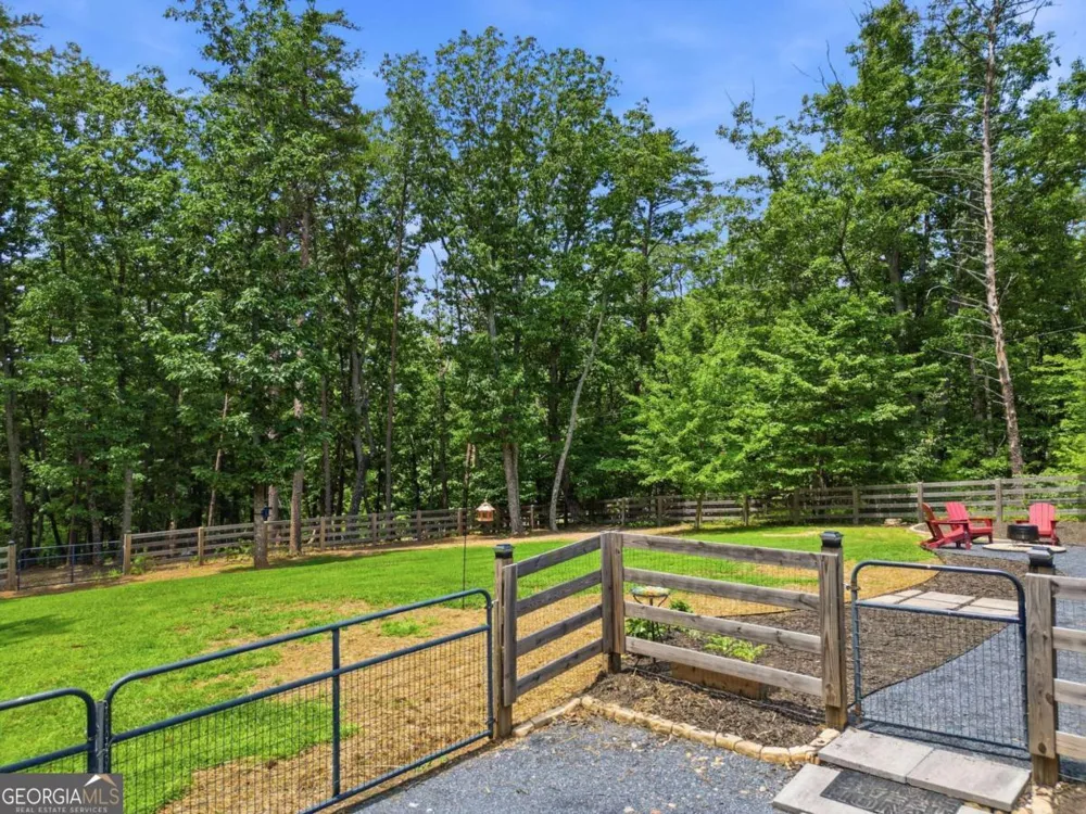 6100 Henderson Mountain RD Jasper, GA 30143