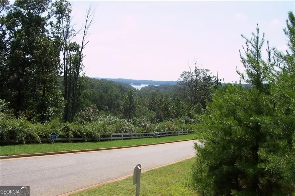 3533 Lake Ridge DR Gainesville, GA 30506