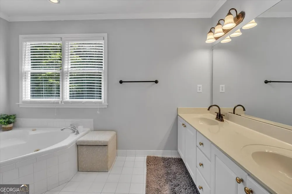 1251 South Trace Rutledge, GA 30663