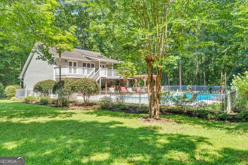 1251 South Trace Rutledge, GA 30663