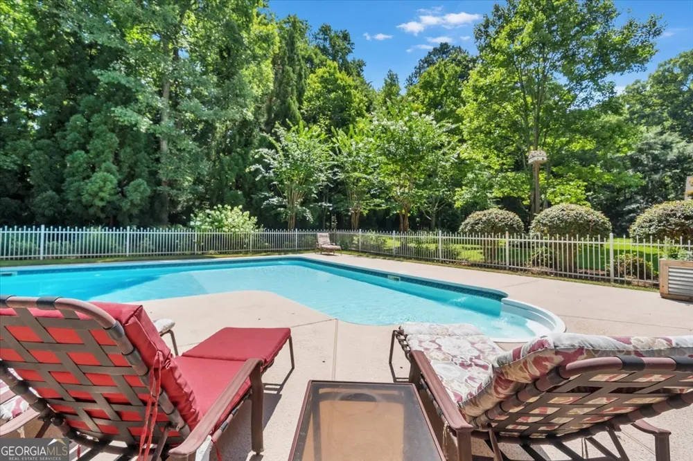 1251 South Trace Rutledge, GA 30663