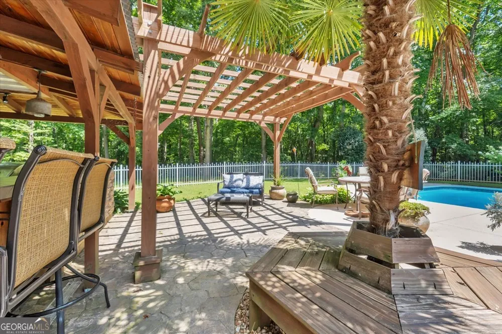 1251 South Trace Rutledge, GA 30663