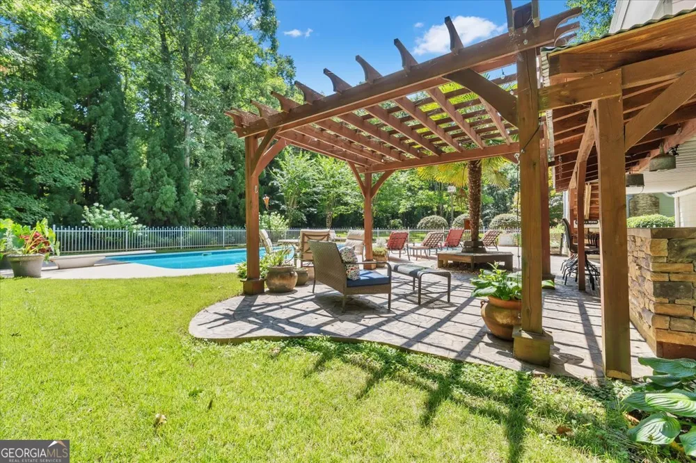 1251 South Trace Rutledge, GA 30663