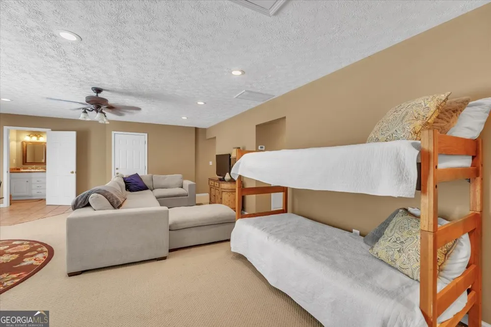 1251 South Trace Rutledge, GA 30663