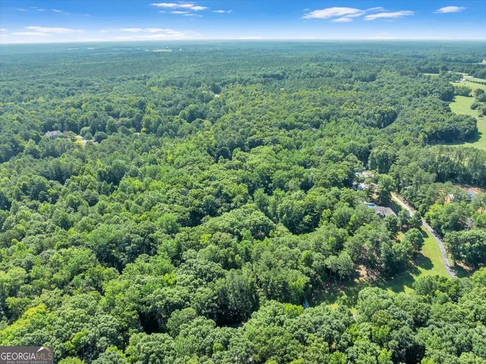 1251 South Trace Rutledge, GA 30663