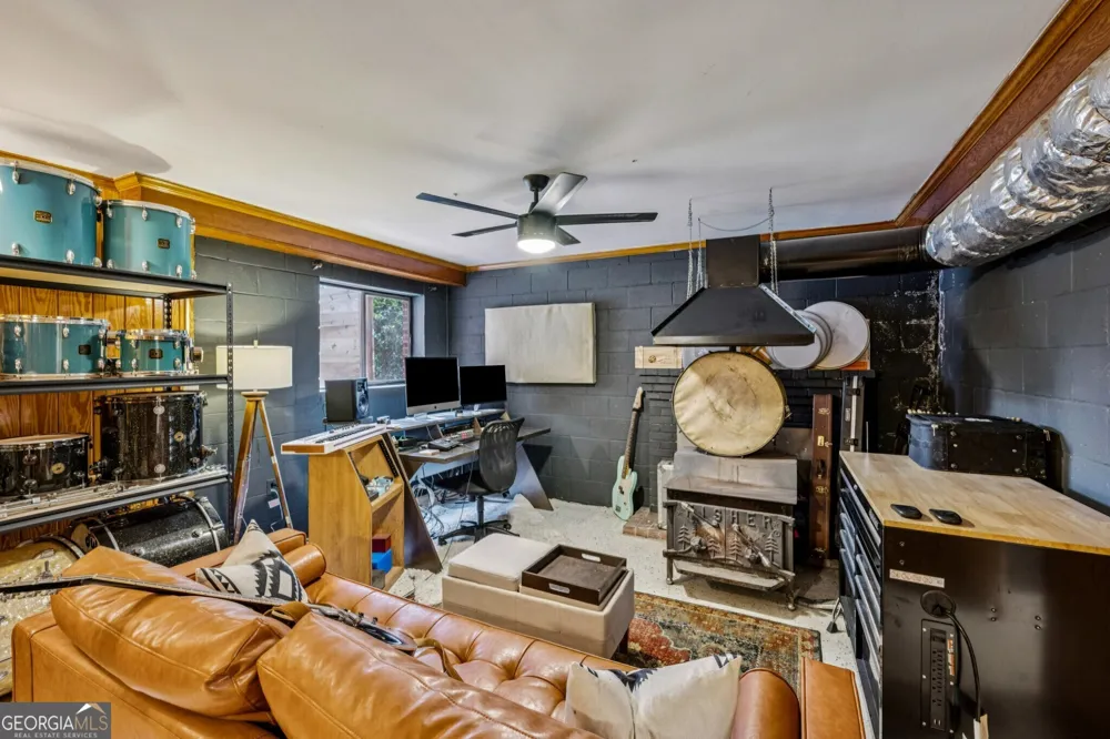 334 Luther Bailey RD Senoia, GA 30276
