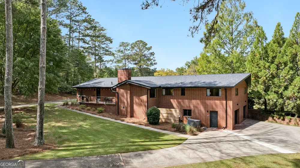 334 Luther Bailey RD Senoia, GA 30276