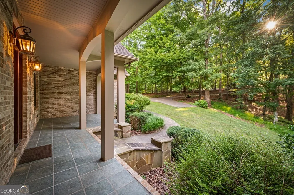 541 Davis RD Blue Ridge, GA 30513