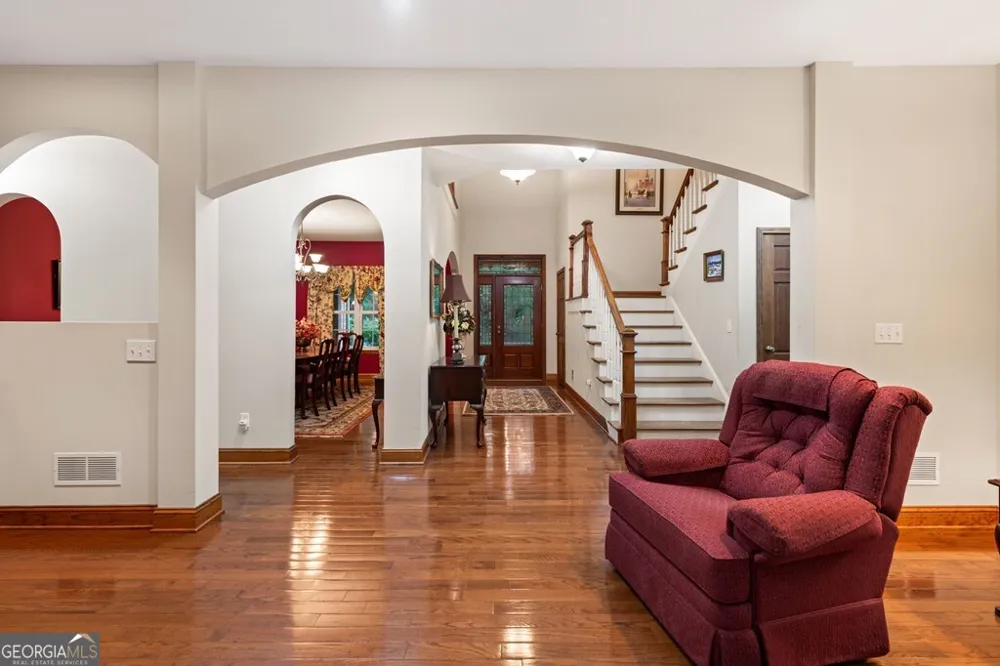 541 Davis RD Blue Ridge, GA 30513