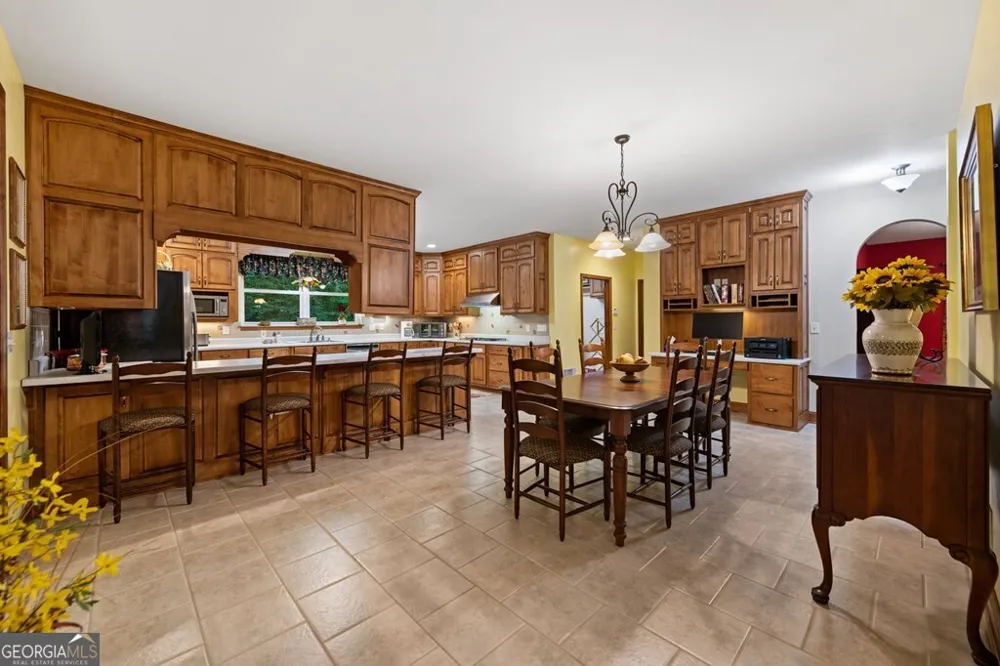 541 Davis RD Blue Ridge, GA 30513