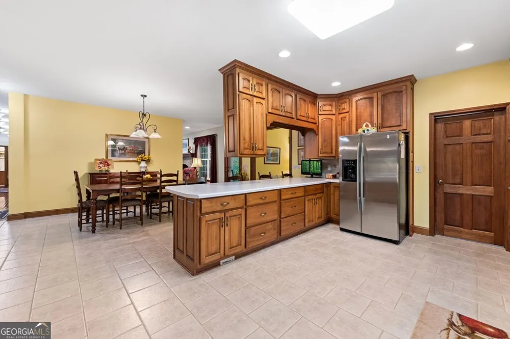 541 Davis RD Blue Ridge, GA 30513