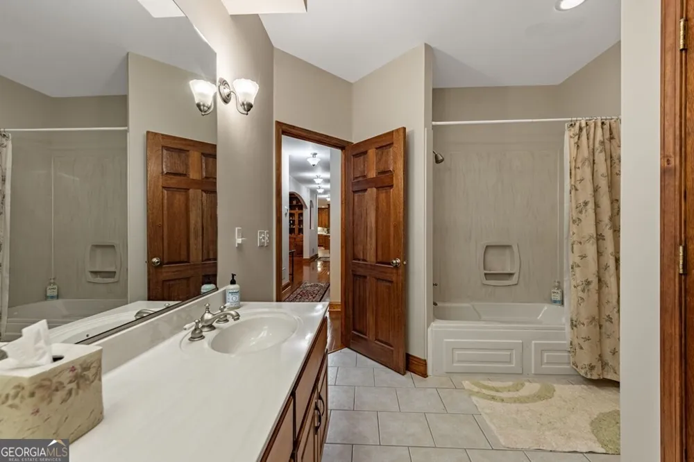 541 Davis RD Blue Ridge, GA 30513