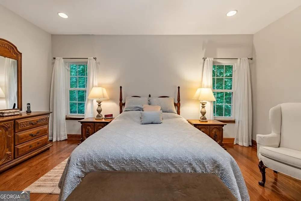 541 Davis RD Blue Ridge, GA 30513