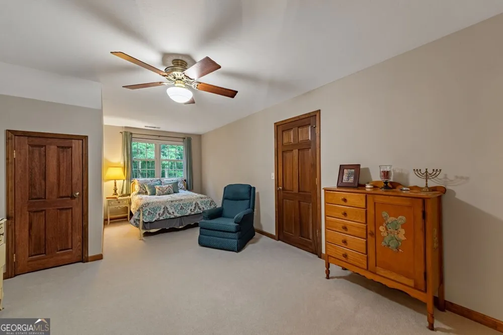 541 Davis RD Blue Ridge, GA 30513