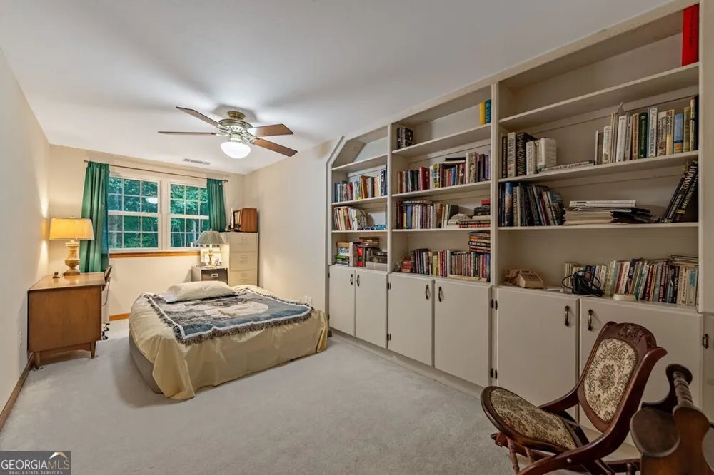 541 Davis RD Blue Ridge, GA 30513