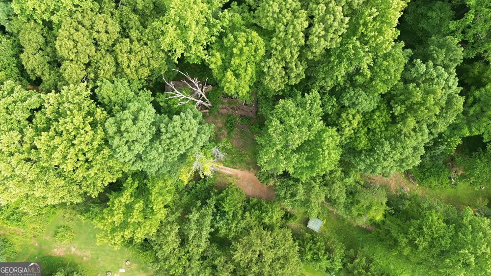 565 Skelton RD Hoschton, GA 30548