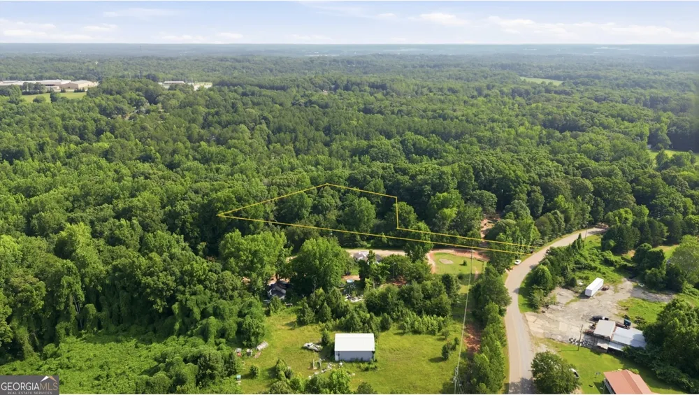 565 Skelton RD Hoschton, GA 30548