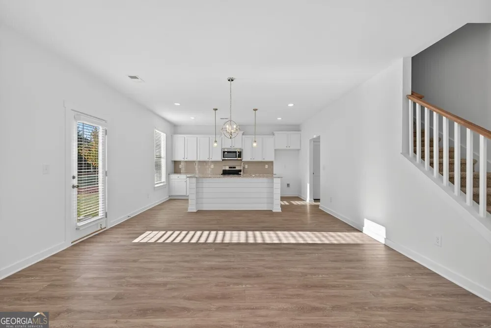 105 Royal Tern LN Warner Robins, GA 31093
