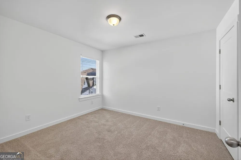 105 Royal Tern LN Warner Robins, GA 31093