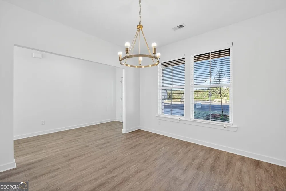 105 Royal Tern LN Warner Robins, GA 31093