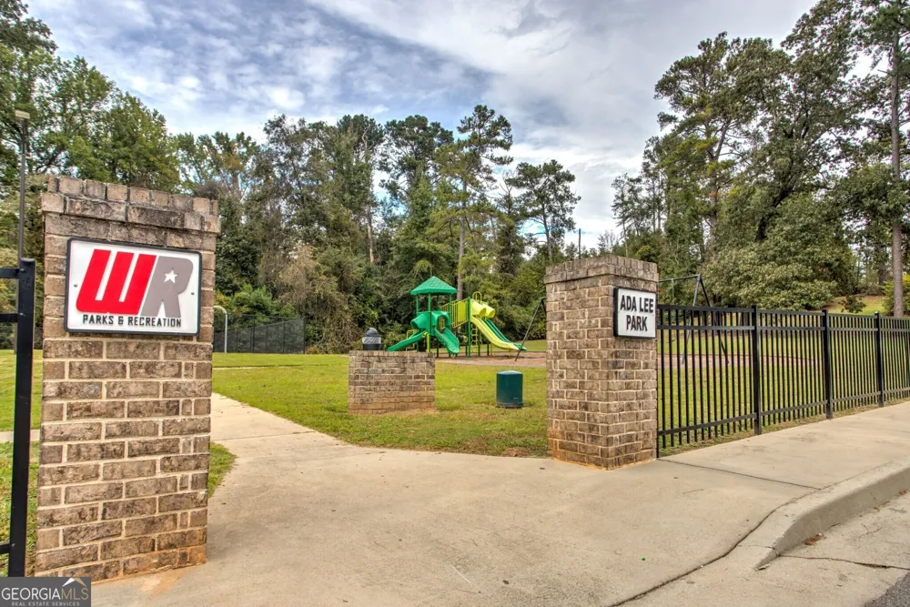 105 Royal Tern LN Warner Robins, GA 31093