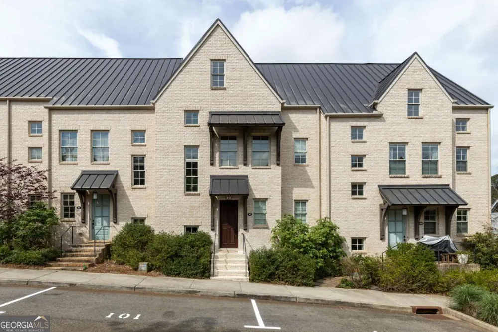 107 Ray WAY Chattahoochee Hills, GA 30268
